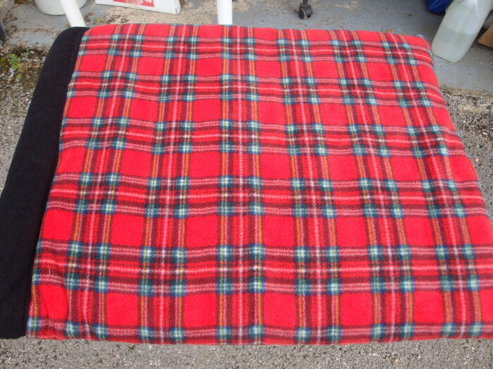 Red Tartan Snoozy - Image 4